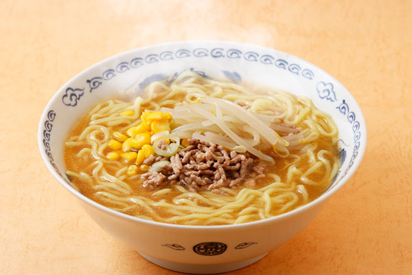 湯気が立ち上る味噌ラーメン2 画像 フリー写真素材