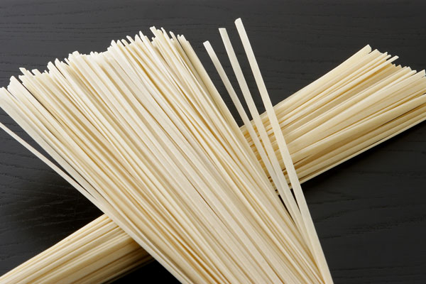 稲庭うどん1（乾麺）秋田県特産品 画像1 無料写真素材 フリー