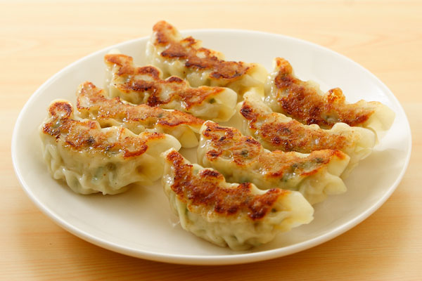 焼きギョウザ 画像1 無料写真素材