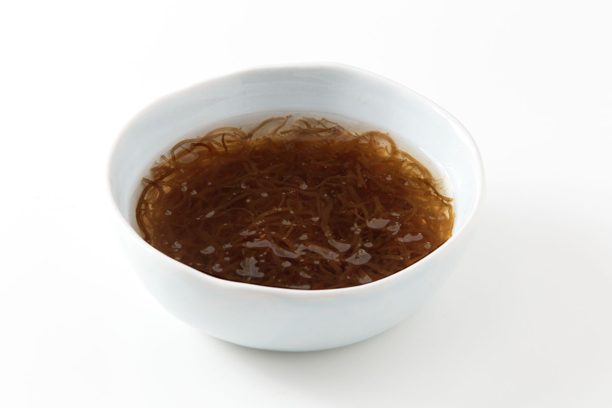 i70l-1378　もずく酢の物