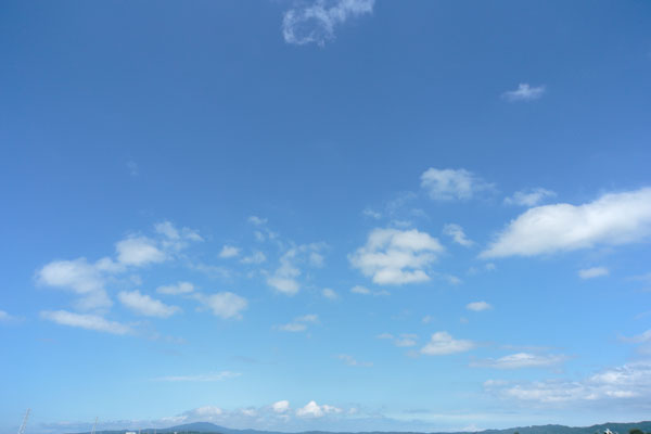 青空と雲 画像 フリー写真素材