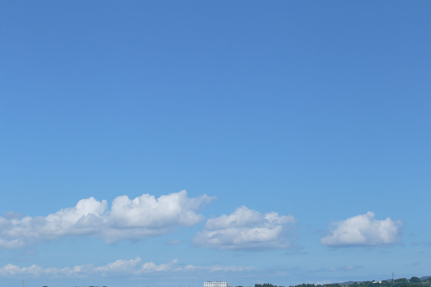 i73l-3567　青空と雲