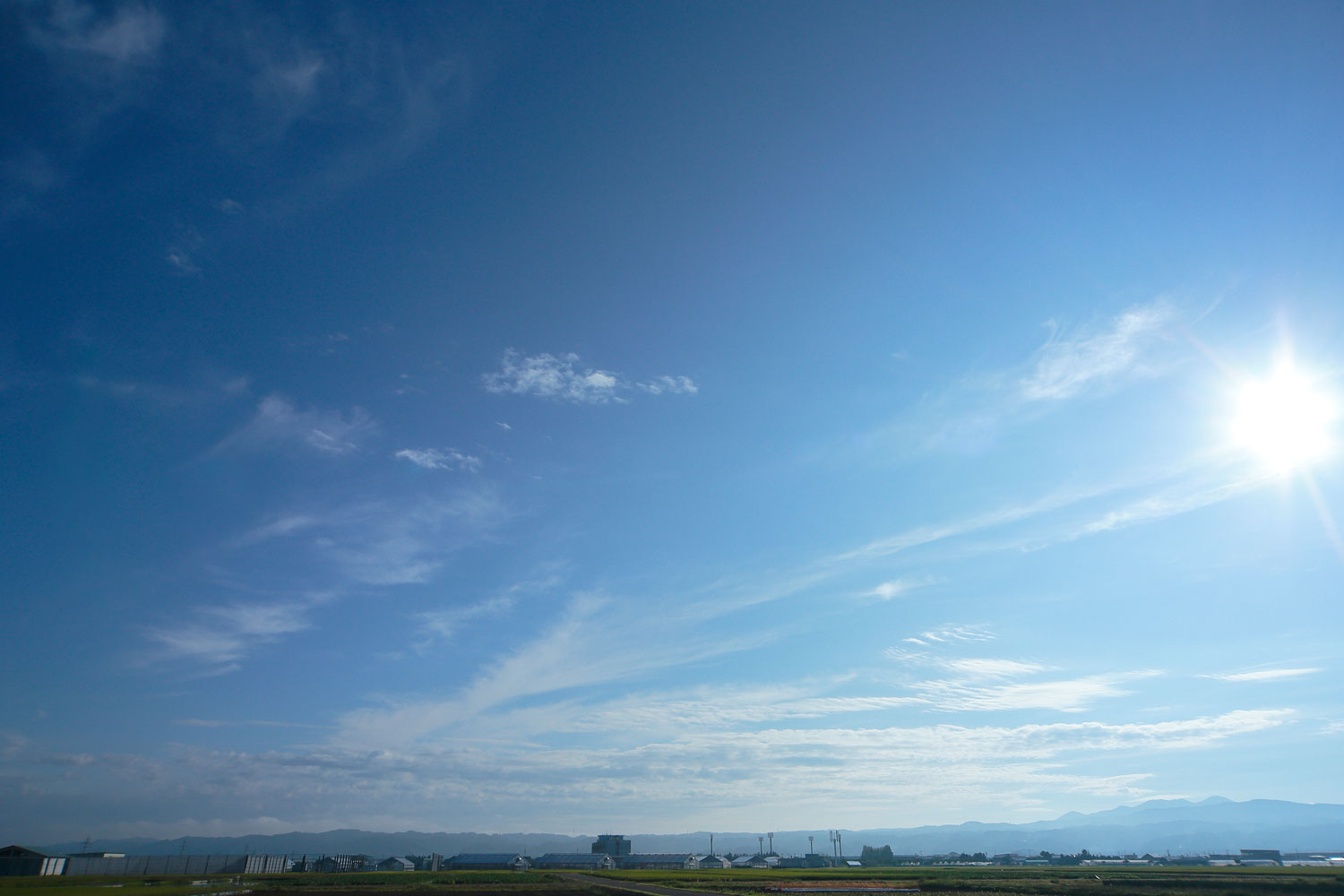 i73l-3665　早朝の空と雲