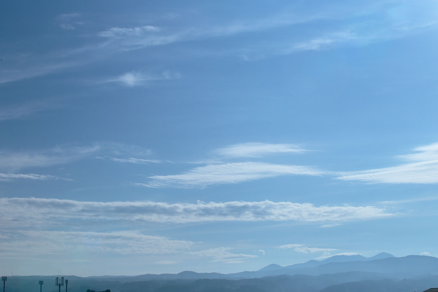 i73l-3689　朝の空と雲